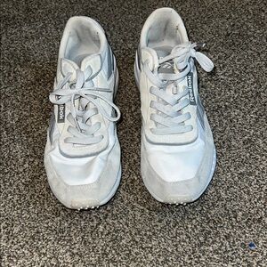Reebok Classic White and Gray Trainers